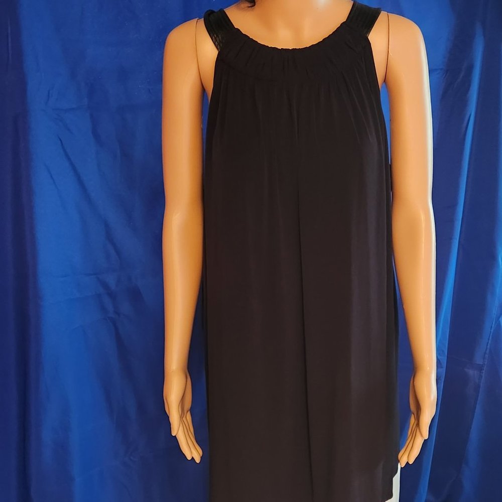 Black and white sleeveless dress